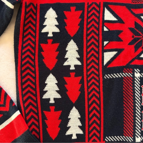 Men’s Holiday MLB Red Sox Christmas Sweater, Medium - Picture 6 of 8